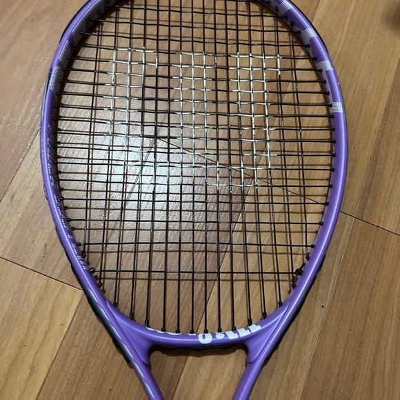 Wilson Hyperion 2.0 / 26 Racquet - Picture 2 of 9